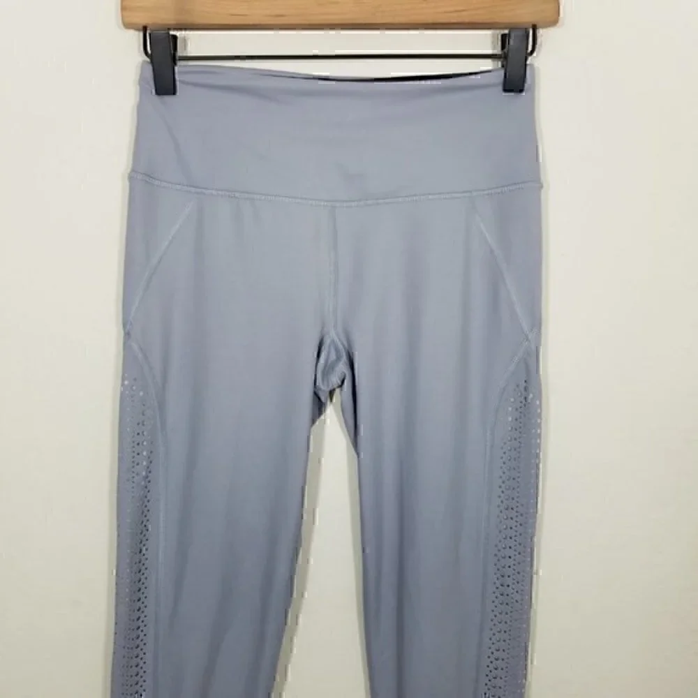 Victoria's Secret Sport Mesh Legging Size S - Picture 2 of 6